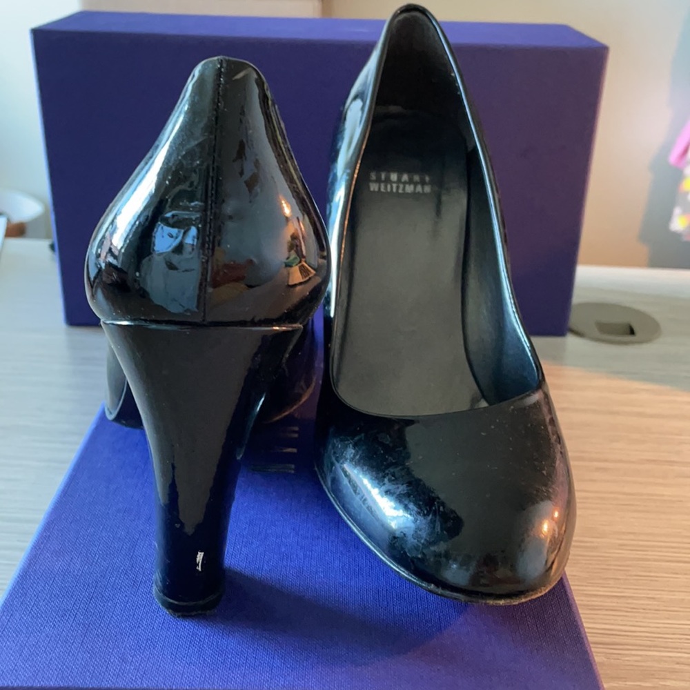 Stuart Weitzman Patent Round Toe Pump - image 3